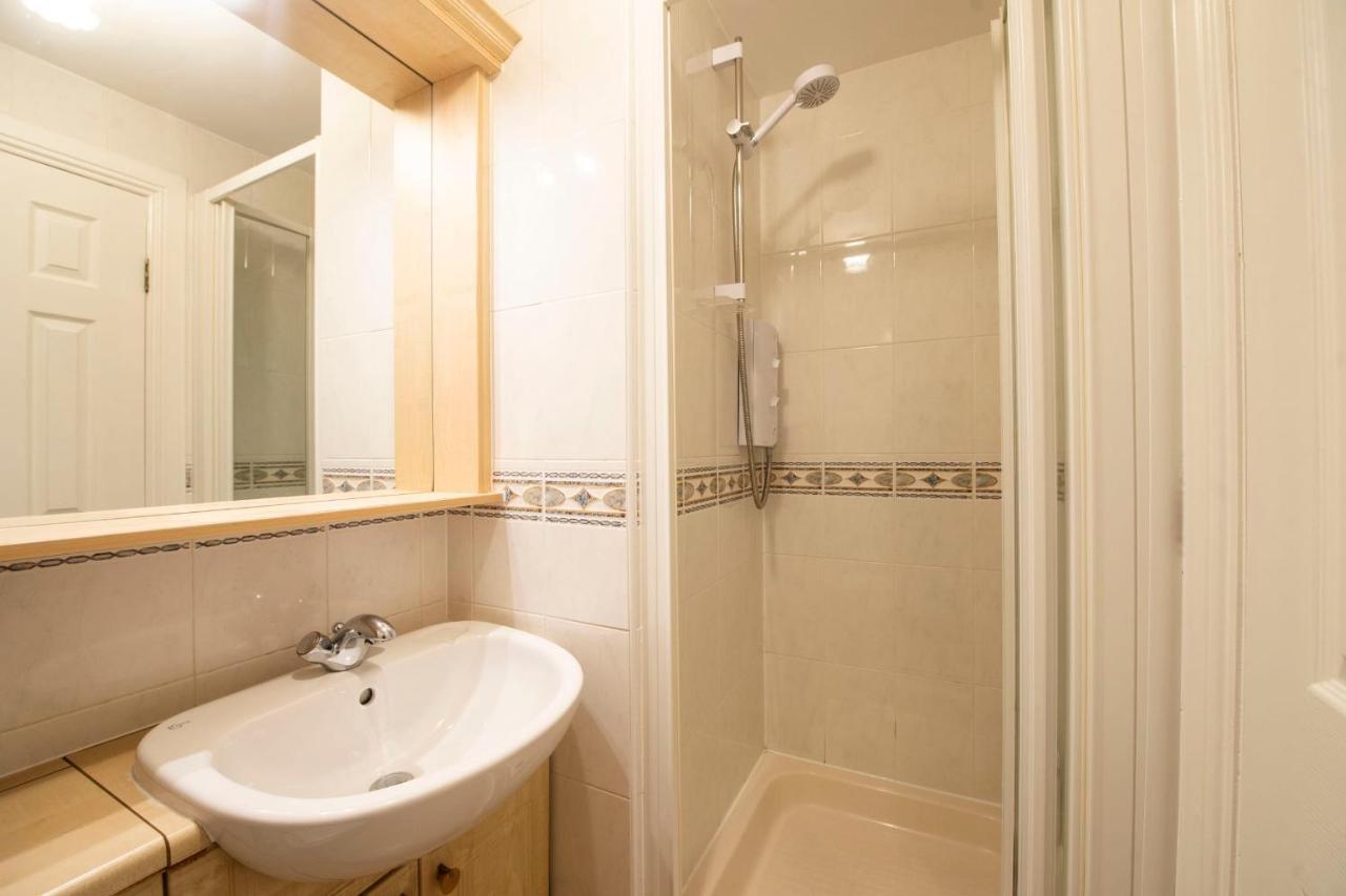 אדינבורו Guestready - Nice 3Bdr Apart W Private Parking מראה חיצוני תמונה